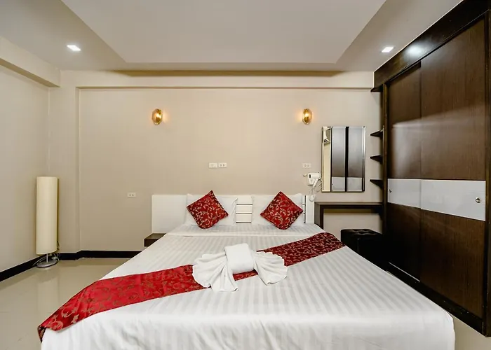 Hotel Gold Airport