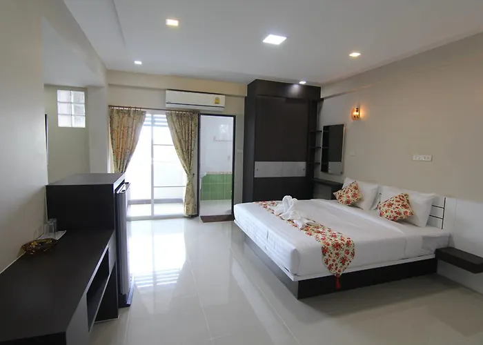 Hotel Gold Airport