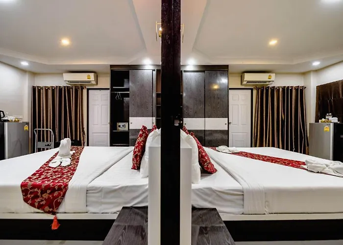 Gold Airport Hotel 3*
