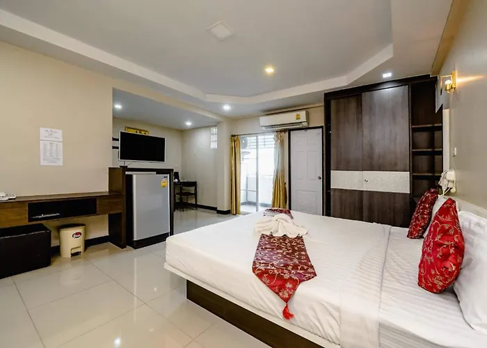 Hotel Gold Airport 3*