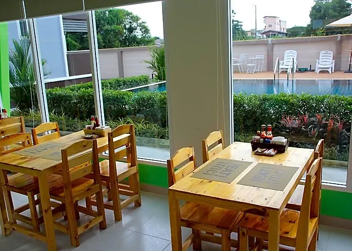 Hotel Gold Airport 3*