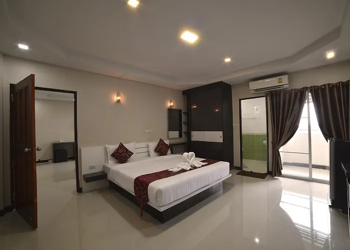 Hotel Gold Airport